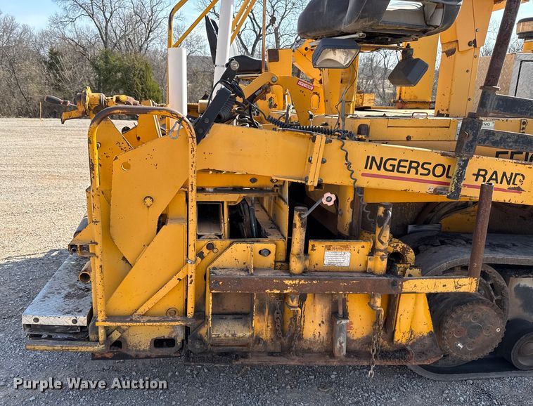 image for item ES5816 1999 Blaw-Knox PF-5510 paver