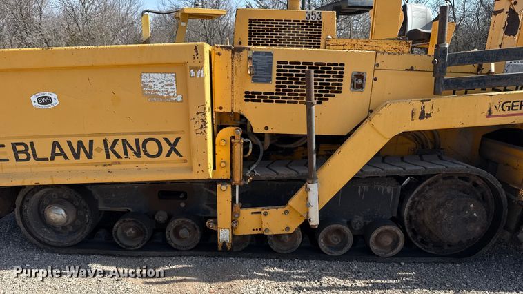 image for item ES5816 1999 Blaw-Knox PF-5510 paver