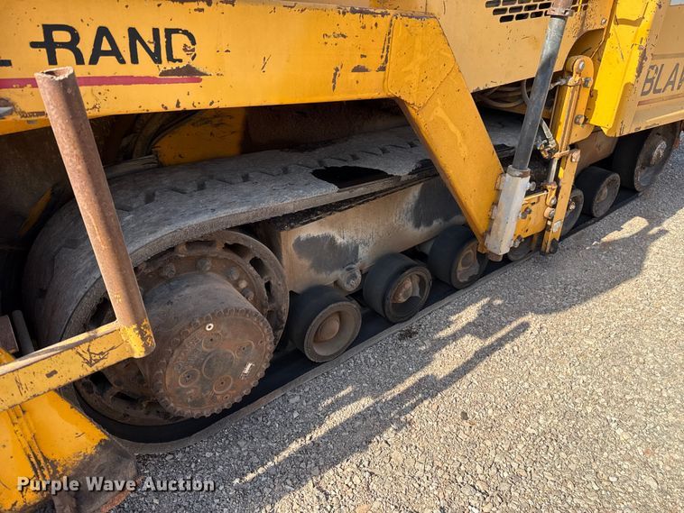 image for item ES5816 1999 Blaw-Knox PF-5510 paver