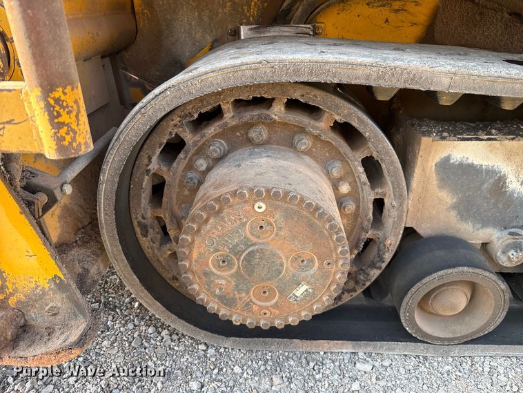 image for item ES5816 1999 Blaw-Knox PF-5510 paver