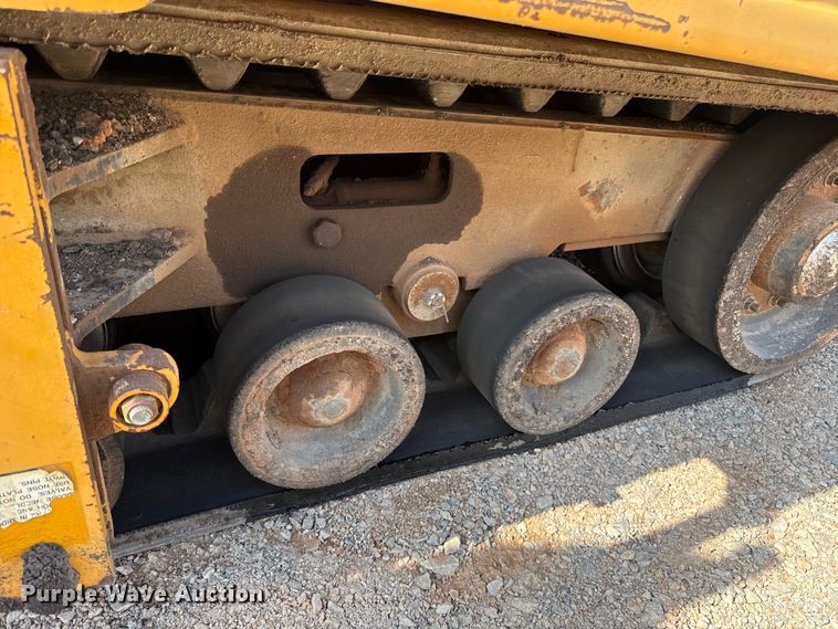 image for item ES5816 1999 Blaw-Knox PF-5510 paver