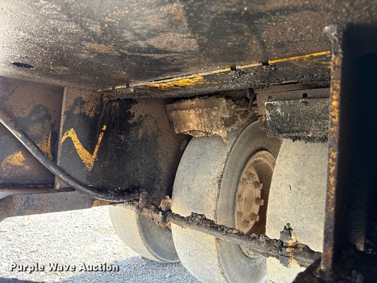 image for item ES5819 2000 Hypac C530AH pneumatic roller