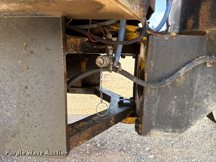 image for item ES5819 2000 Hypac C530AH pneumatic roller