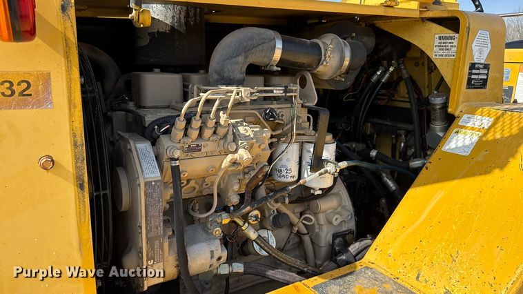 image for item ES5819 2000 Hypac C530AH pneumatic roller