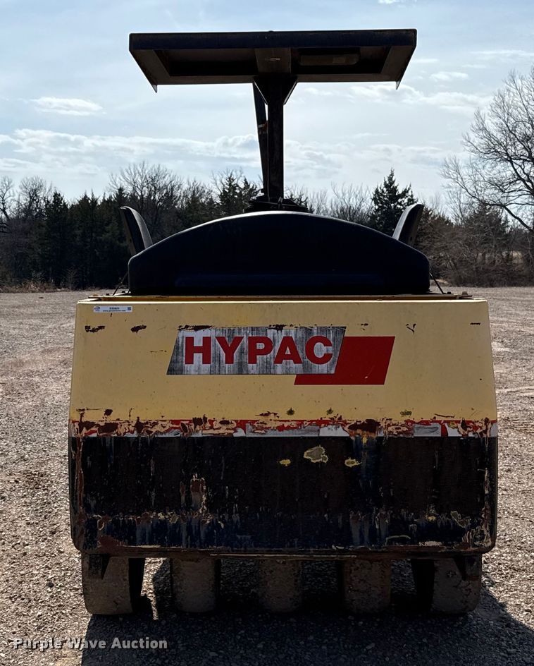 image for item ES5820 2007 Hypac C530AH pneumatic roller