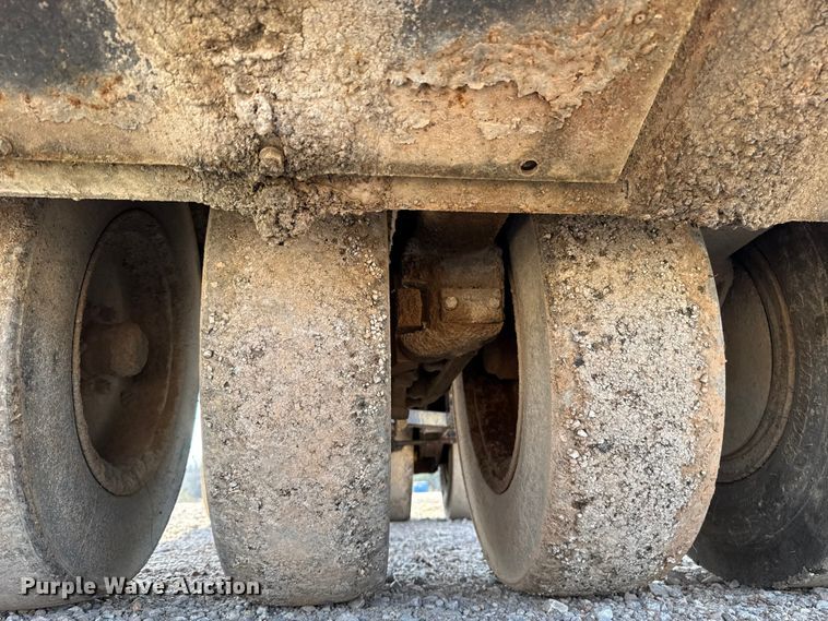 image for item ES5820 2007 Hypac C530AH pneumatic roller