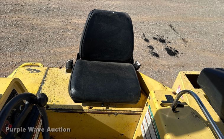 image for item ES5820 2007 Hypac C530AH pneumatic roller