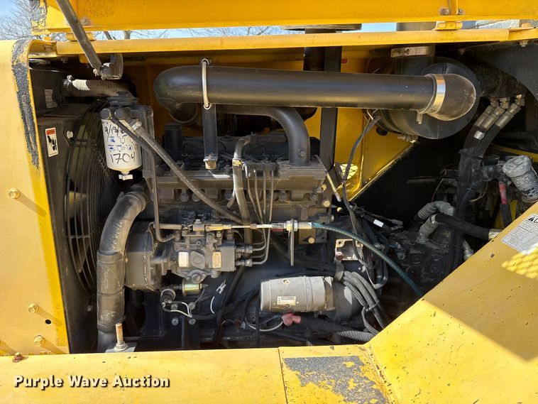 image for item ES5820 2007 Hypac C530AH pneumatic roller