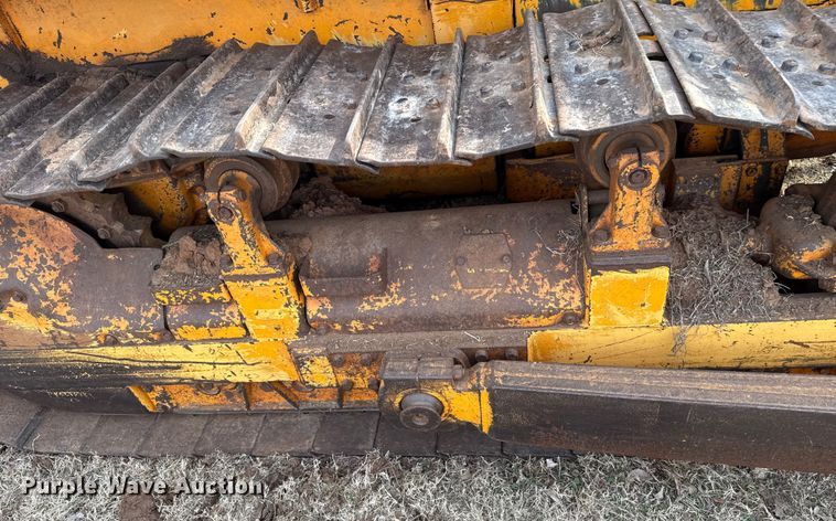 image for item ES5822 1976 Fiat-Allis 10-B bull dozer