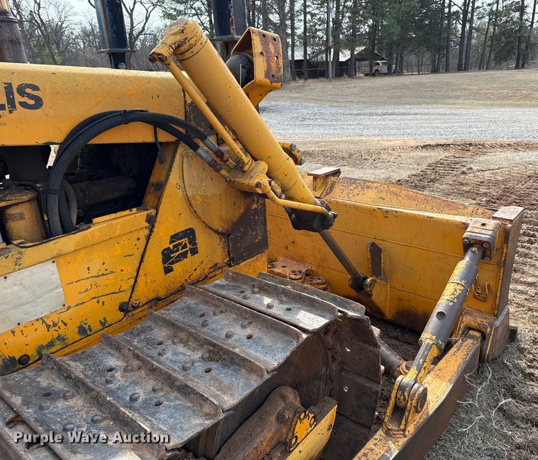 image for item ES5822 1976 Fiat-Allis 10-B bull dozer