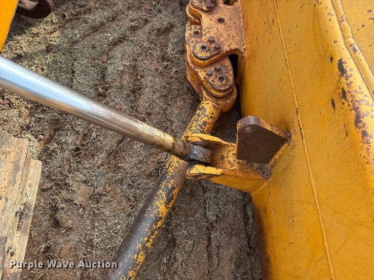 image for item ES5822 1976 Fiat-Allis 10-B bull dozer