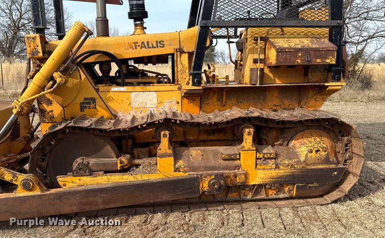 image for item ES5822 1976 Fiat-Allis 10-B bull dozer