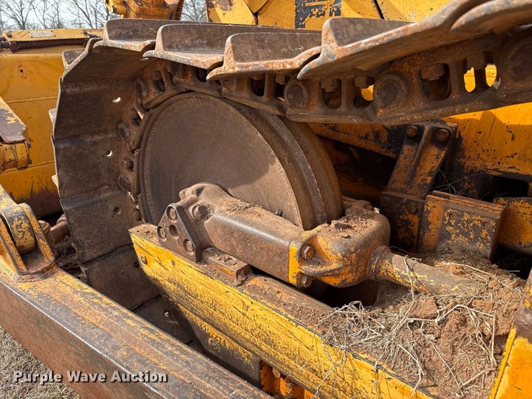 image for item ES5822 1976 Fiat-Allis 10-B bull dozer