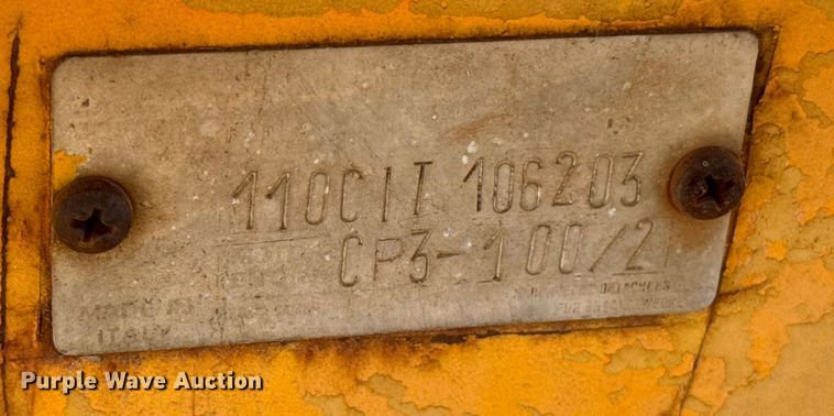 image for item ES5822 1976 Fiat-Allis 10-B bull dozer