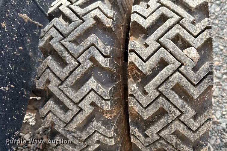 image for item ES5833 Indy IPB16 power buggy