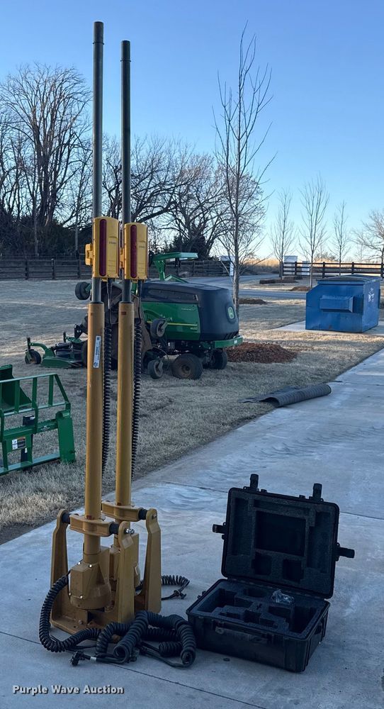 image for item ES5849 Trimble GPS equipment