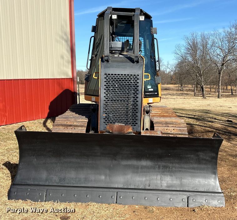 image for item ES8546 2015 Case 750M dozer