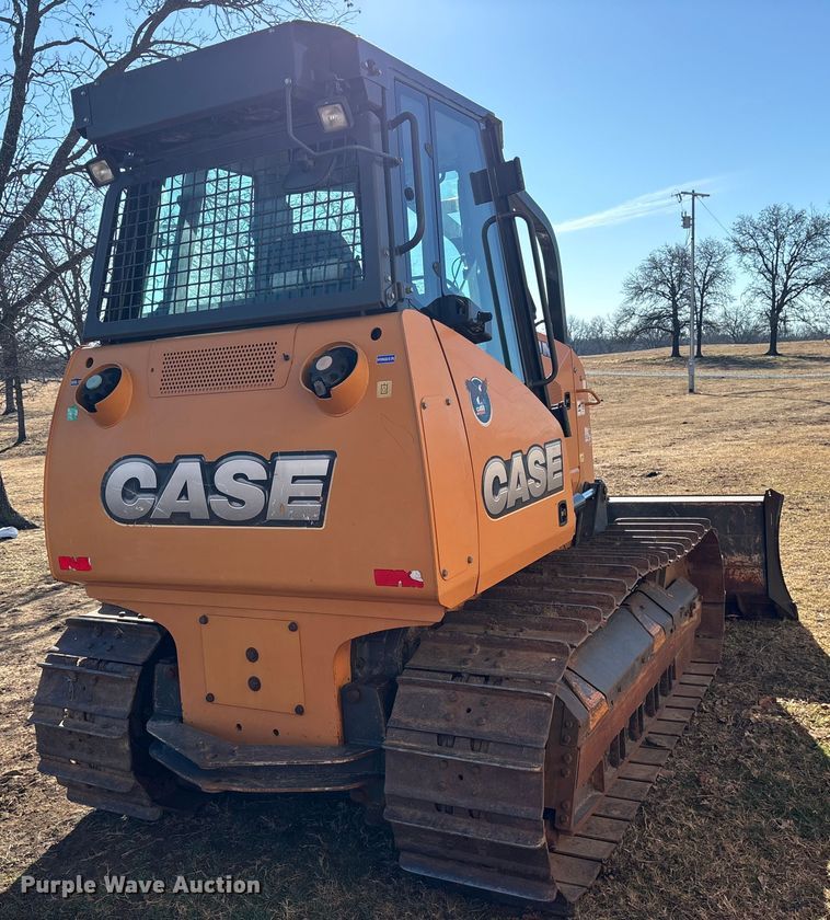 image for item ES8546 2015 Case 750M dozer