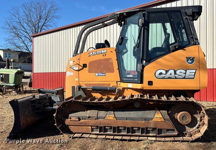 image for item ES8546 2015 Case 750M dozer