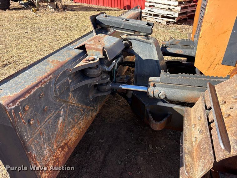 image for item ES8546 2015 Case 750M dozer