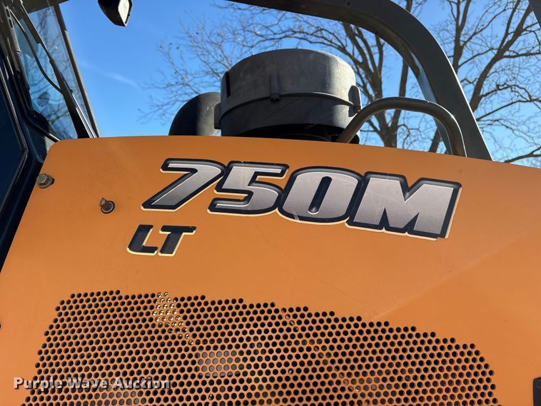 image for item ES8546 2015 Case 750M dozer