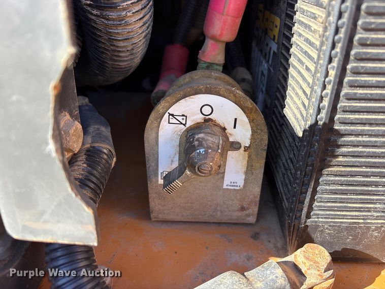 image for item ES8546 2015 Case 750M dozer