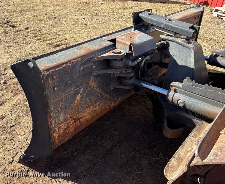 image for item ES8546 2015 Case 750M dozer