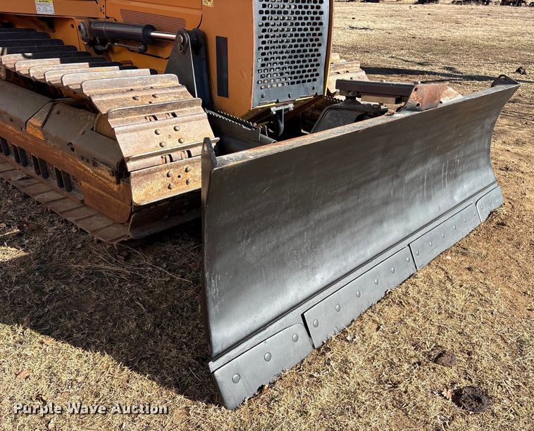 image for item ES8546 2015 Case 750M dozer