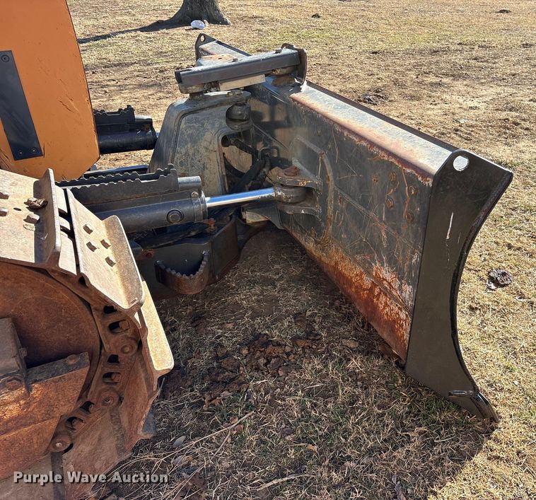 image for item ES8546 2015 Case 750M dozer