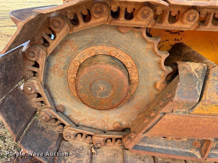 image for item ES8546 2015 Case 750M dozer