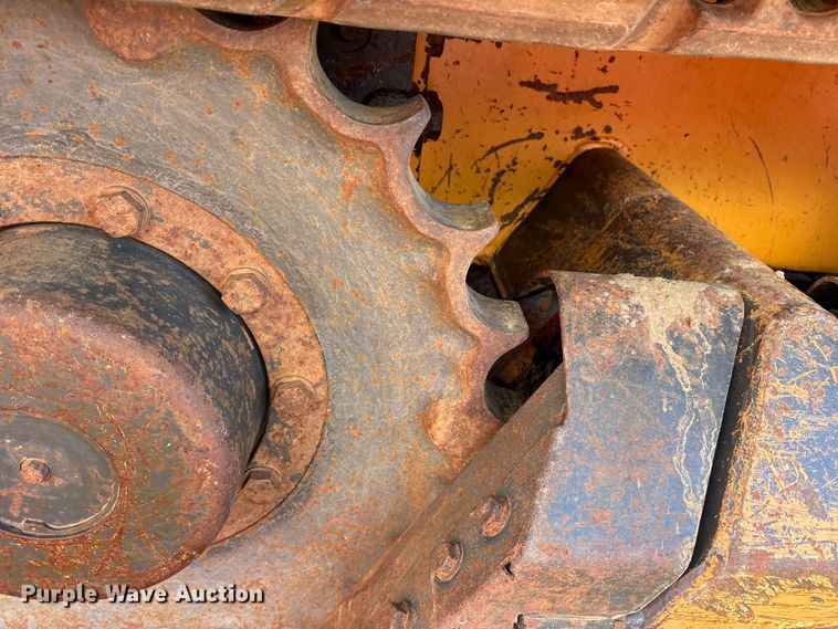 image for item ES8546 2015 Case 750M dozer