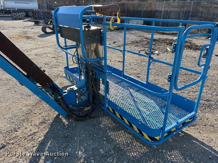 image for item ES8547 2017 Genie S-45 boom lift