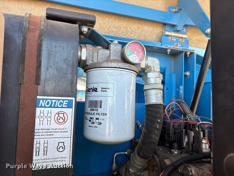 image for item ES8547 2017 Genie S-45 boom lift