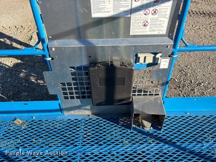 image for item ES8547 2017 Genie S-45 boom lift