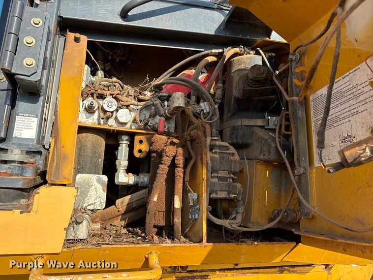 image for item ES8551 2015 John Deere 850K WLT dozer