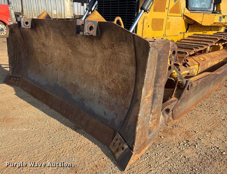 image for item ES8551 2015 John Deere 850K WLT dozer