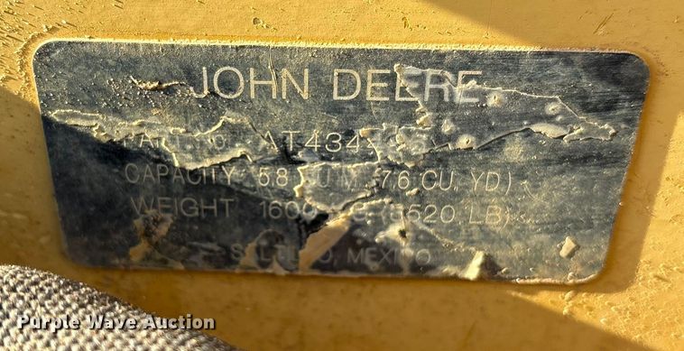 image for item ES8551 2015 John Deere 850K WLT dozer