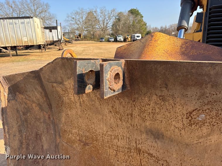 image for item ES8551 2015 John Deere 850K WLT dozer