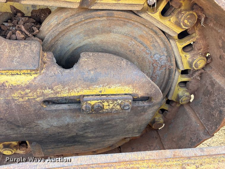 image for item ES8551 2015 John Deere 850K WLT dozer