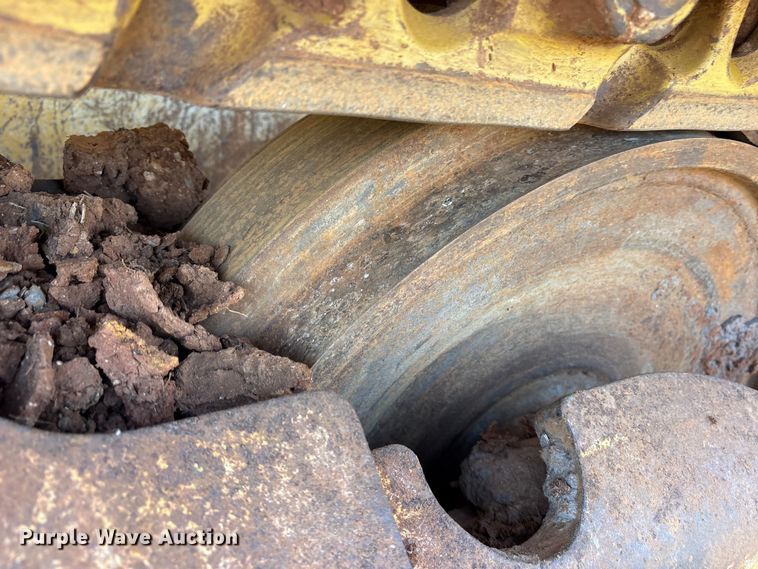 image for item ES8551 2015 John Deere 850K WLT dozer