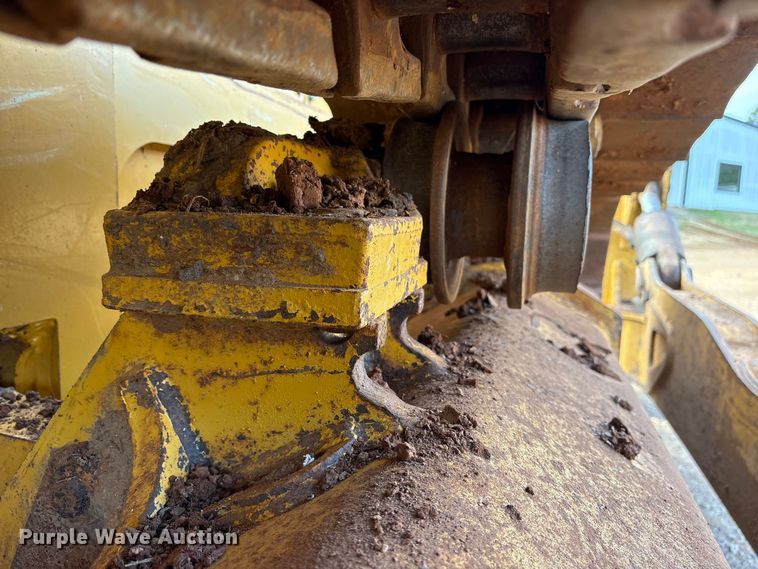 image for item ES8551 2015 John Deere 850K WLT dozer