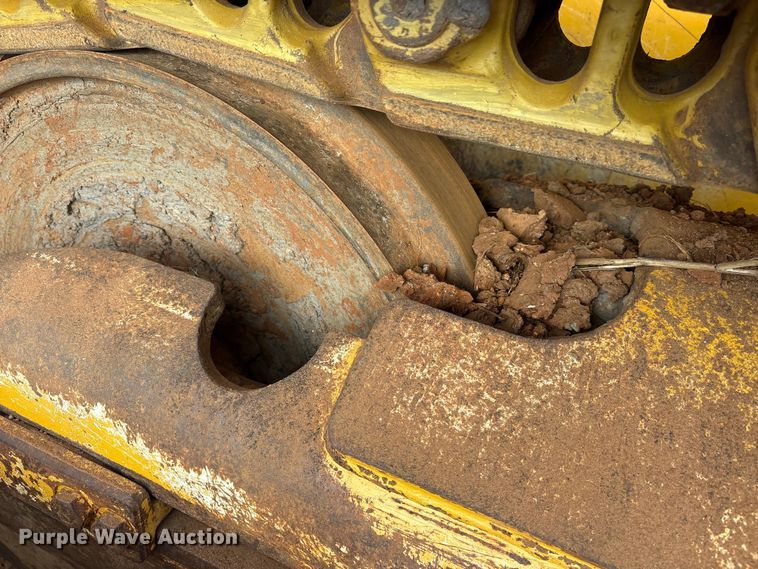 image for item ES8551 2015 John Deere 850K WLT dozer