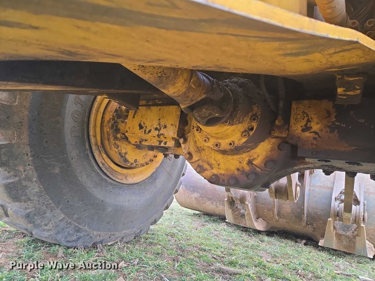 image for item ET1277 2004 Volvo L220E wheel loader