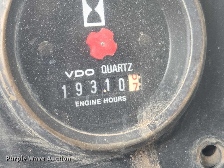 image for item ET1277 2004 Volvo L220E wheel loader