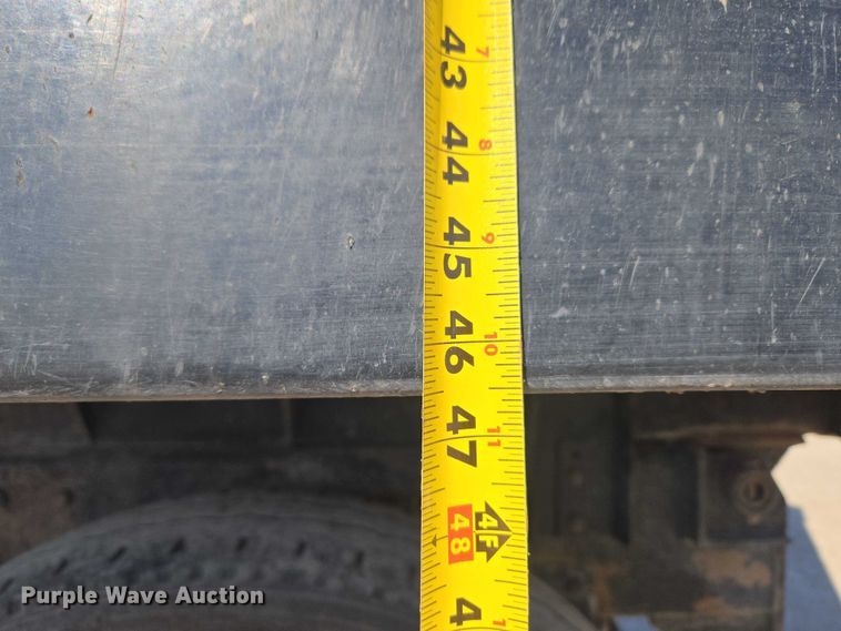 image for item ET1282 2006 Sterling A9500 dump truck