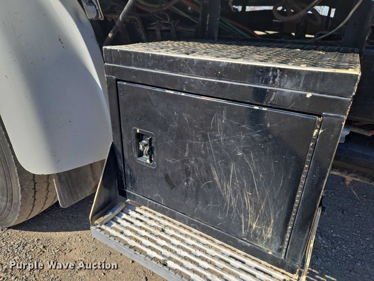 image for item ET1282 2006 Sterling A9500 dump truck