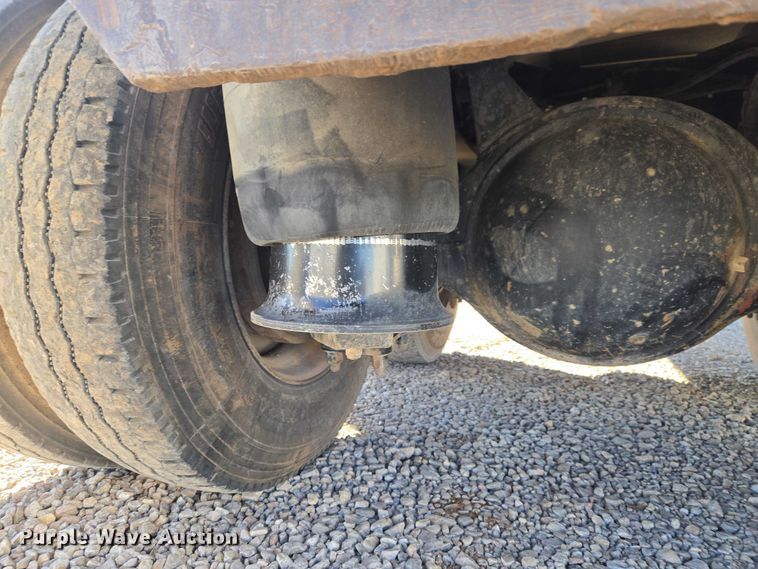 image for item ET1282 2006 Sterling A9500 dump truck