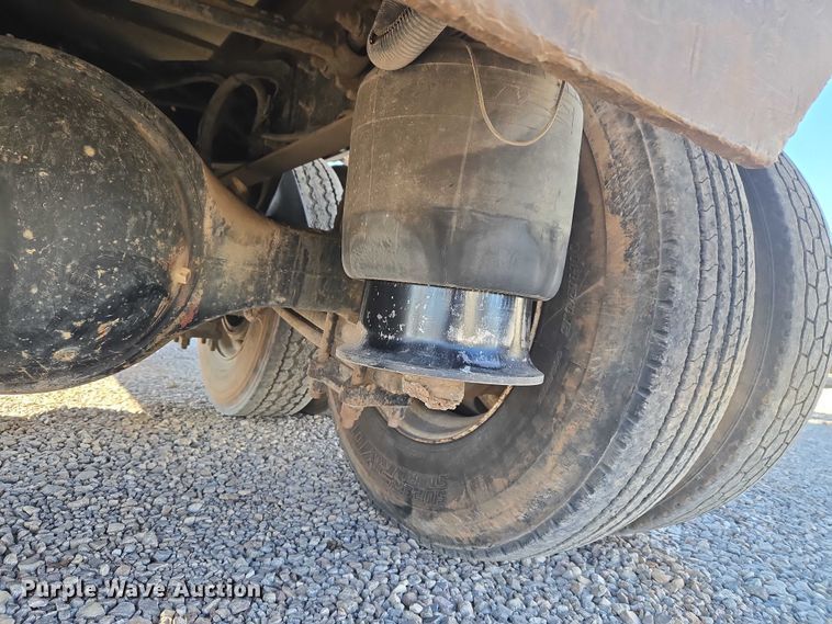 image for item ET1282 2006 Sterling A9500 dump truck