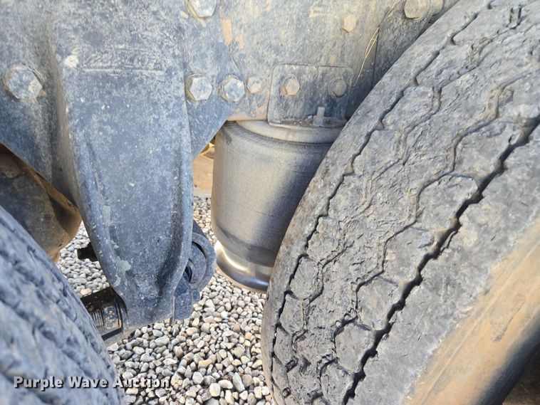 image for item ET1282 2006 Sterling A9500 dump truck