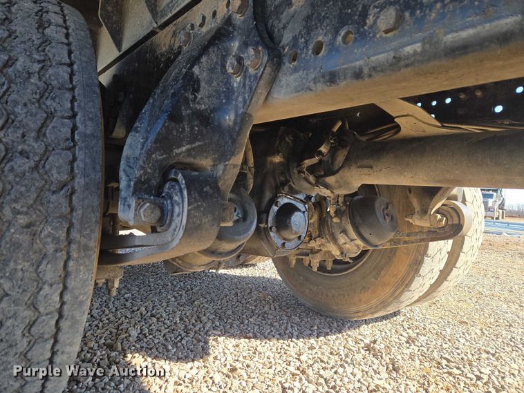 image for item ET1282 2006 Sterling A9500 dump truck